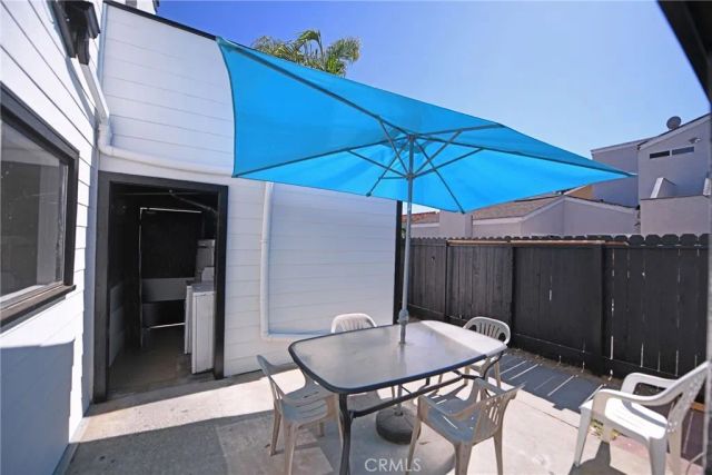 2264 Pamela A, Costa Mesa, CA 92627