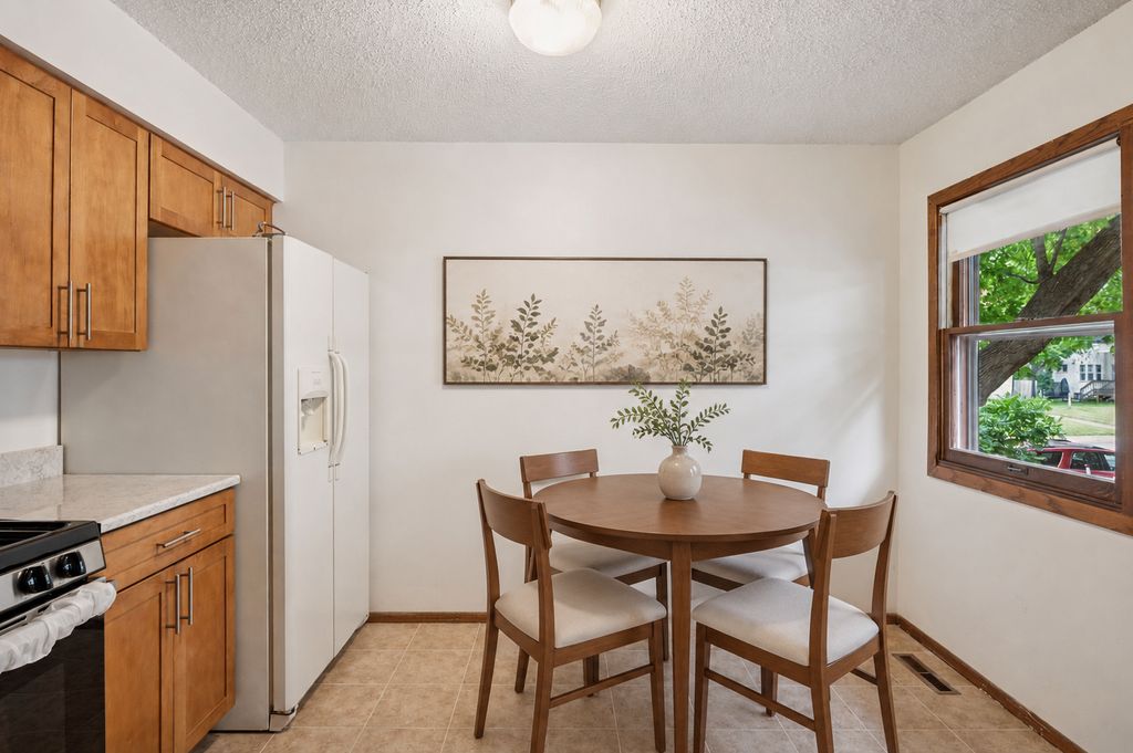 1214 Penn Avenue N, Minneapolis, MN 55411 — photo 5