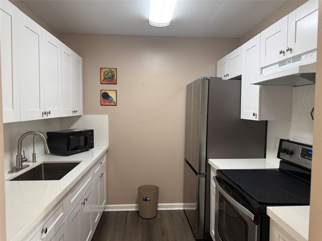 1301 SW 135th Terrace 211J, Pembroke Pines, FL 33027