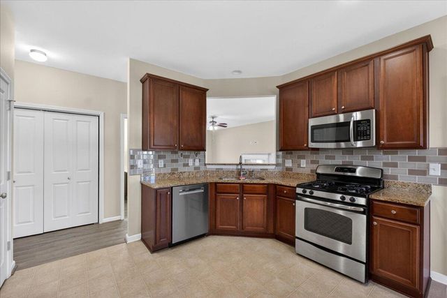 131 Charlesfort Way, Moncks Corner, SC 29461