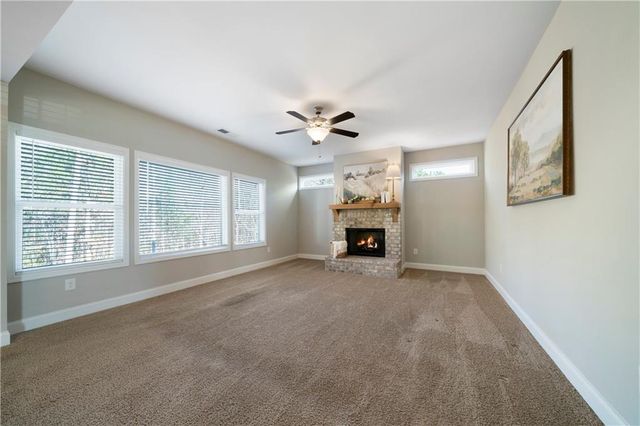 33 New Kent Court, Villa Rica, GA 30180