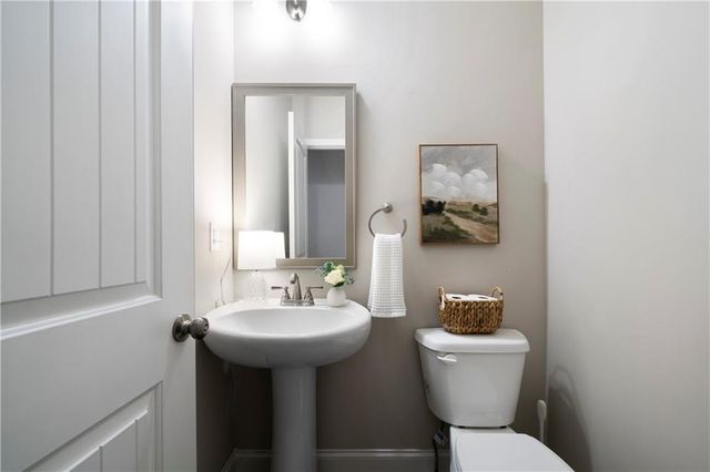 33 New Kent Court, Villa Rica, GA 30180