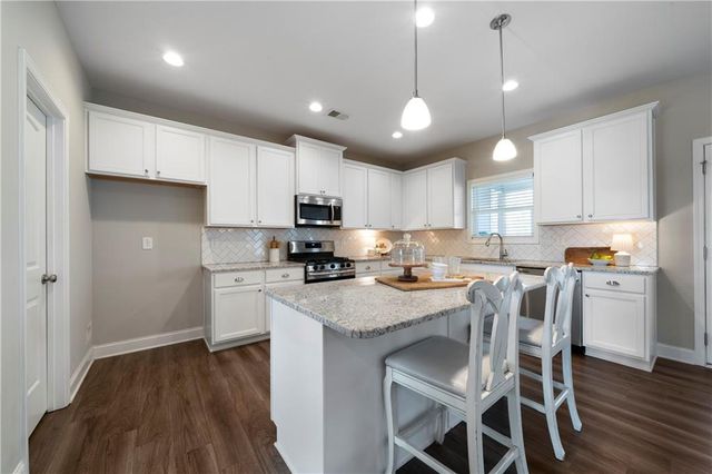 33 New Kent Court, Villa Rica, GA 30180