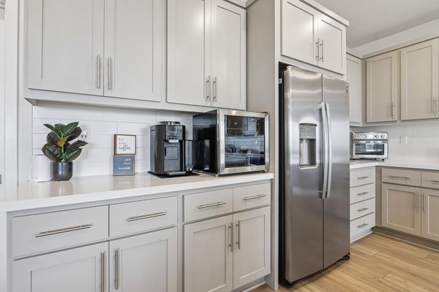 3695 Singh Ln, Tracy, CA 95377