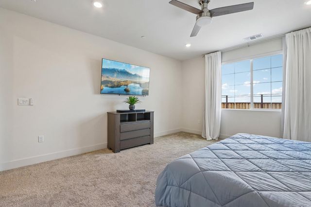3695 Singh Ln, Tracy, CA 95377