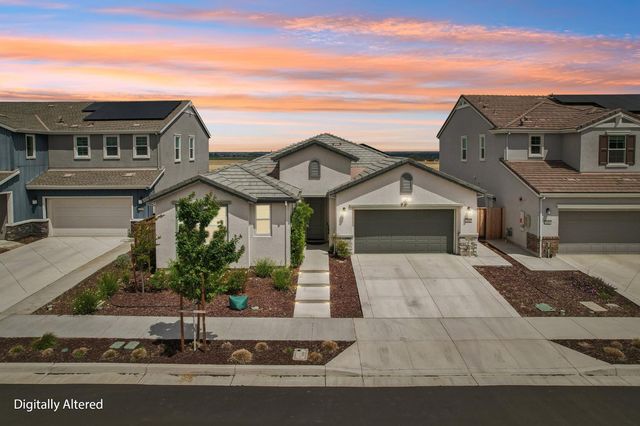 3695 Singh Ln, Tracy, CA 95377