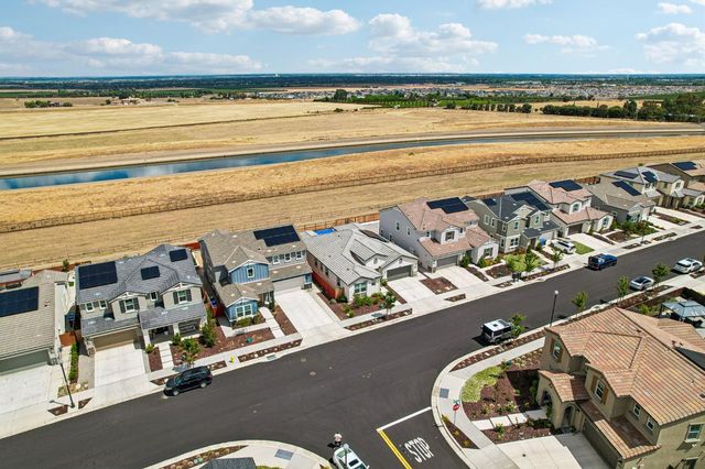 3695 Singh Ln, Tracy, CA 95377