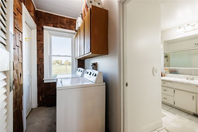 4588 Middle Reservation Rd, Castile, NY 14530