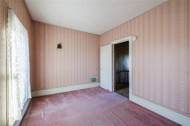 4588 Middle Reservation Rd, Castile, NY 14530