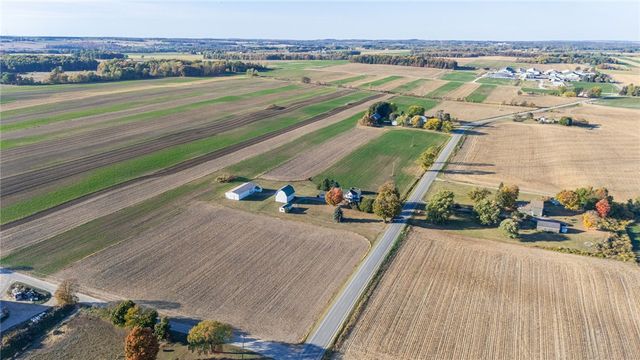 4588 Middle Reservation Rd, Castile, NY 14530