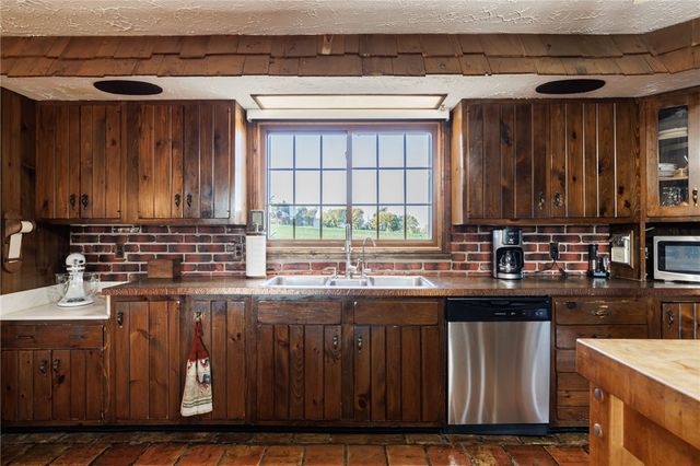 4588 Middle Reservation Rd, Castile, NY 14530