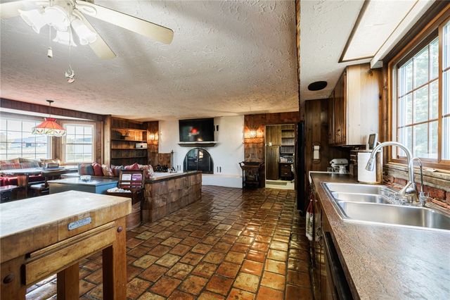 4588 Middle Reservation Rd, Castile, NY 14530