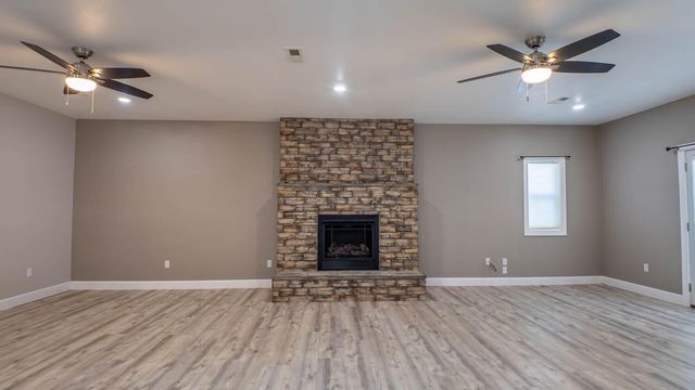 312 Earl Street, Thayer, MO 65791