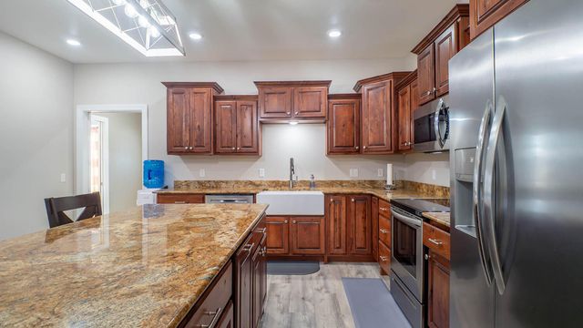 312 Earl Street, Thayer, MO 65791