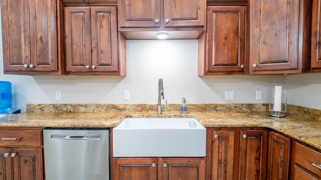 312 Earl Street, Thayer, MO 65791