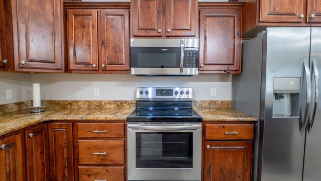 312 Earl Street, Thayer, MO 65791