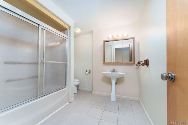 15921 W M 36, Unadilla Township, MI 48169