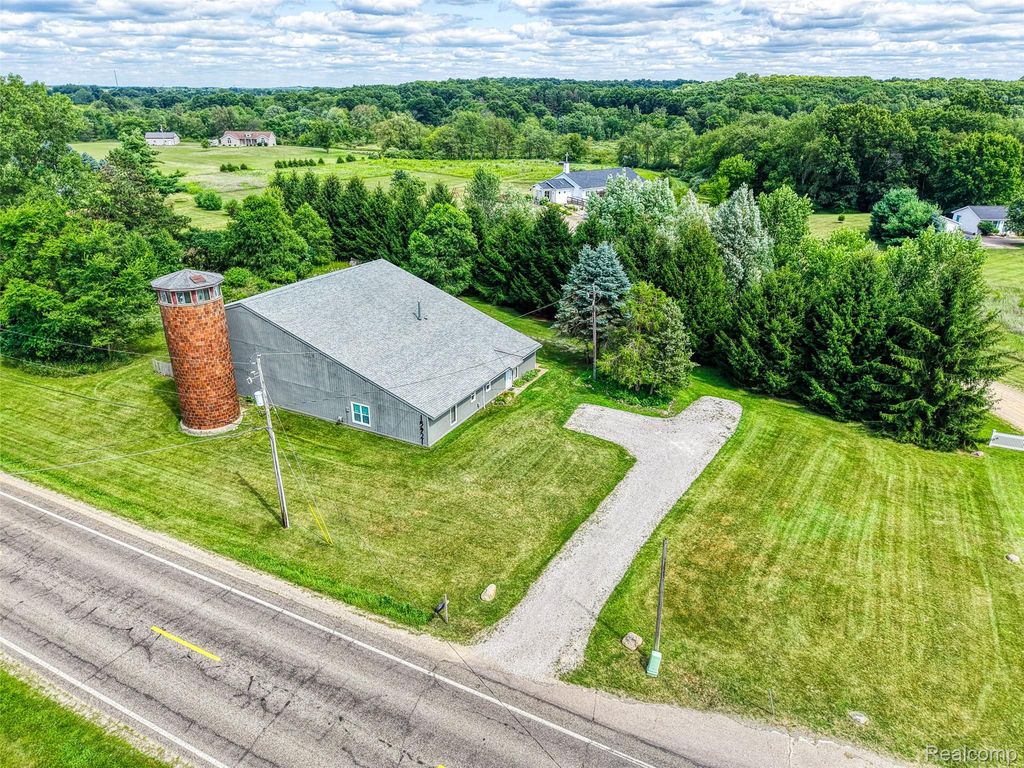 15921 W M 36, Unadilla Township, MI 48169