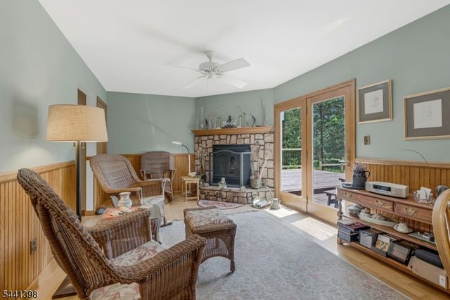 19 Renfro Rd, Franklin Twp., NJ 08873
