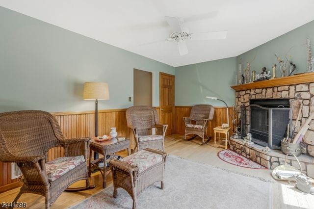 19 Renfro Rd, Franklin Twp., NJ 08873