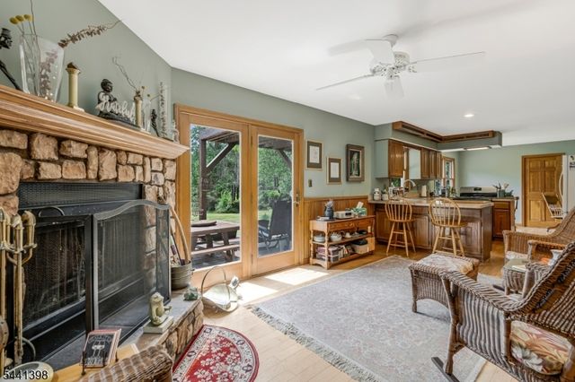 19 Renfro Rd, Franklin Twp., NJ 08873