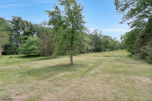 19 Renfro Rd, Franklin Twp., NJ 08873