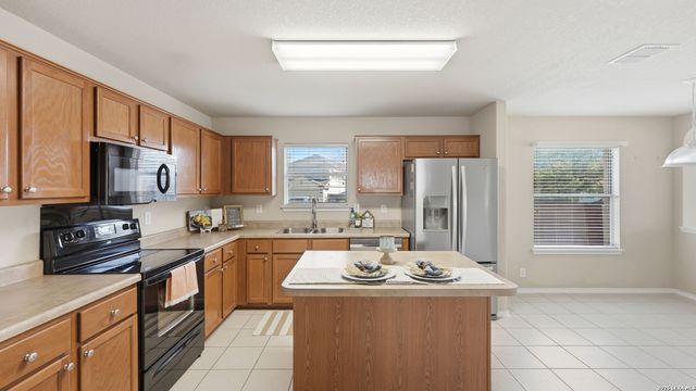 513 Zapata, New Braunfels, TX 78130