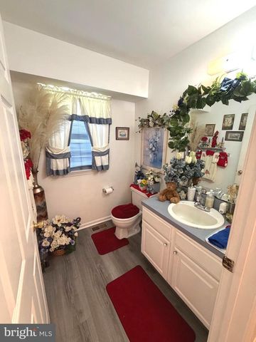 78 CATHERINE DR, Franklinville, NJ 08322