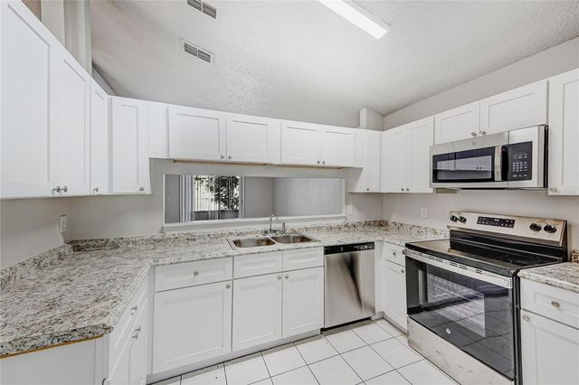 3 CECILIA WAY, Kissimmee, FL 34758