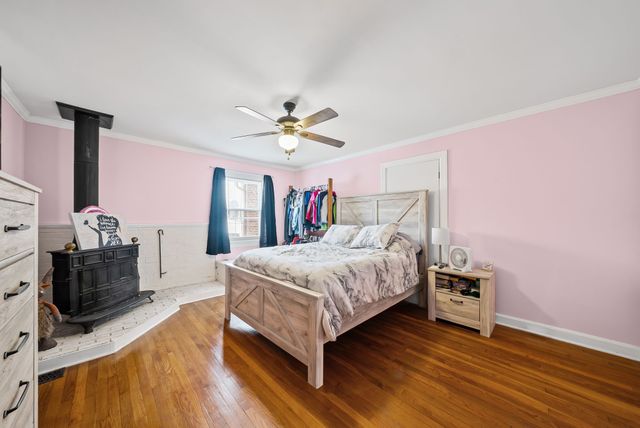 515 Country Club Ln, Hopkinsville, KY 42240