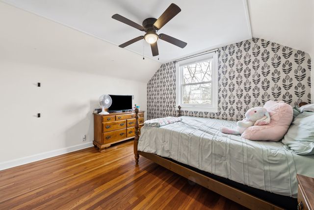 515 Country Club Ln, Hopkinsville, KY 42240