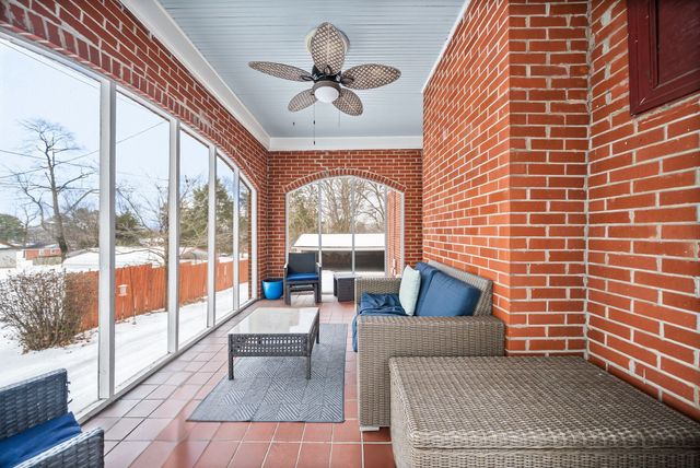 515 Country Club Ln, Hopkinsville, KY 42240