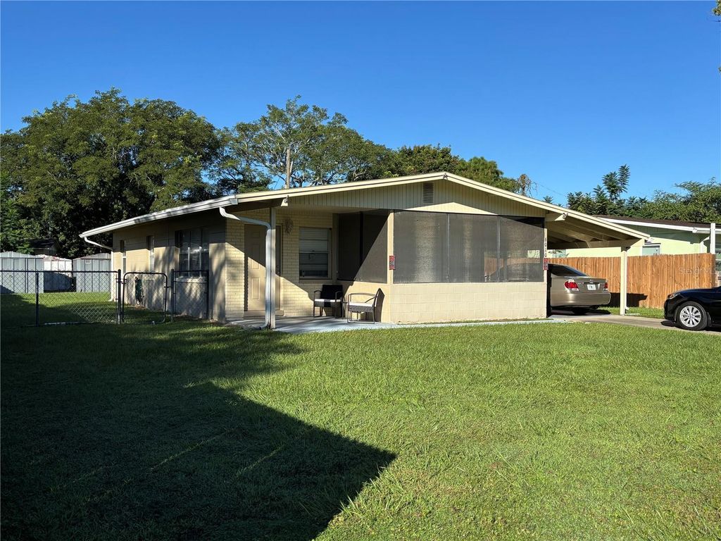 Image 2 of property listing at 6010 BROOKGREEN AVENUE, Orlando, FL 32809
