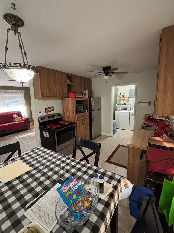 Image 12 of property listing at 6010 BROOKGREEN AVENUE, Orlando, FL 32809