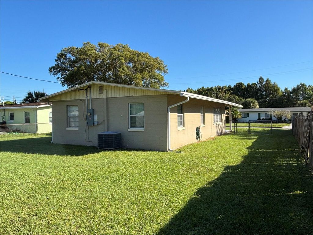 Image 34 of property listing at 6010 BROOKGREEN AVENUE, Orlando, FL 32809