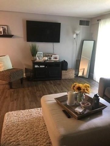 46 Silver Hill Lane 2, Natick, MA 01760