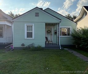 2406 Fairmont Avenue, New Albany, IN 47150