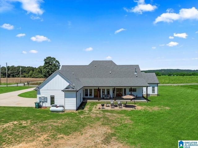 1520 DAY GAP ROAD, Cullman, AL 35057