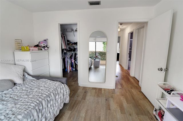 17920 NW 68th Ave 31, Hialeah, FL 33015