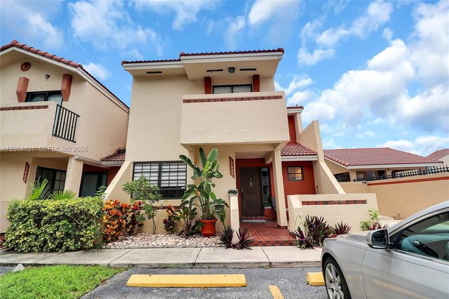17920 NW 68th Ave 31, Hialeah, FL 33015