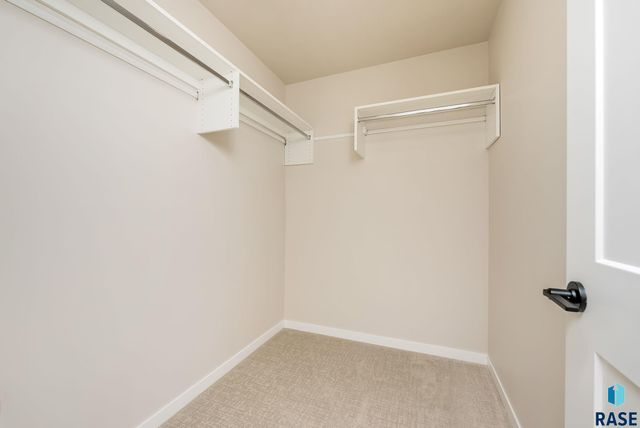 617 N Juniper St Street, Lennox, SD 57039