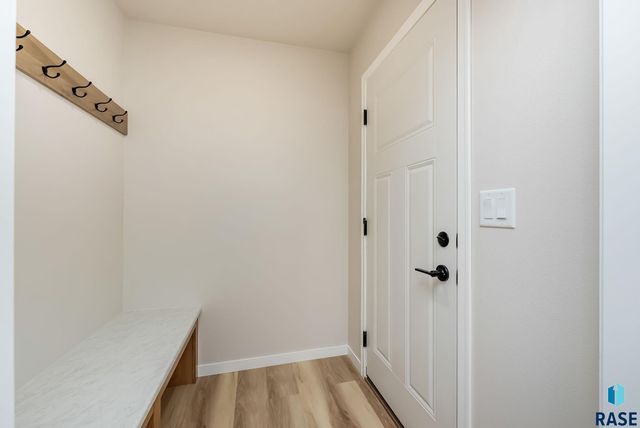 617 N Juniper St Street, Lennox, SD 57039