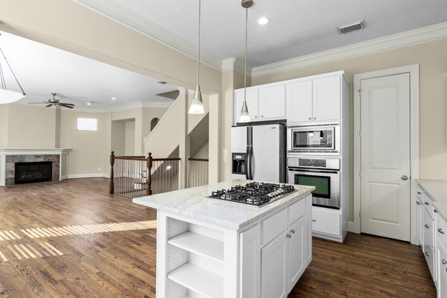 1211 Birdsall Street B, Houston, TX 77007