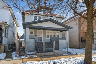 949 N Lockwood Avenue, Chicago, IL 60651