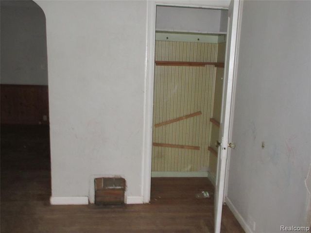 4016 Circle Drive, Flint, MI 48507
