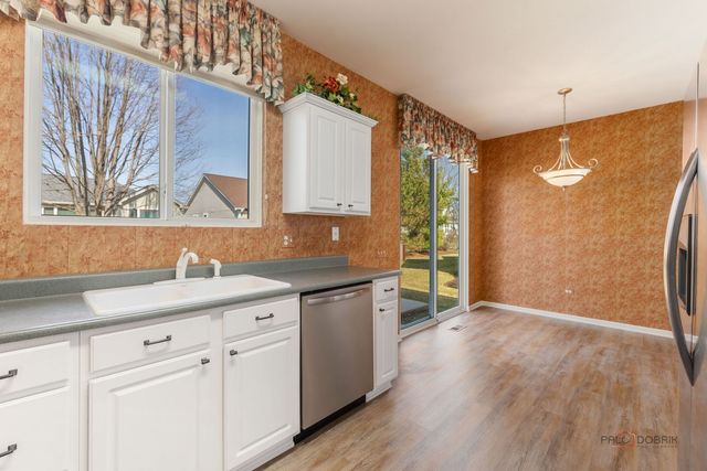 13120 Drendel Road, Huntley, IL 60142