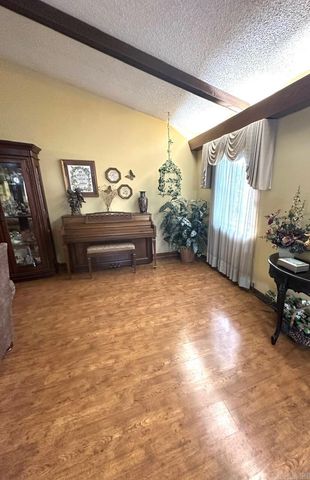 111 Hefner Street, Searcy, AR 72143