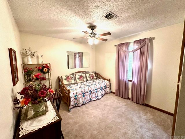 111 Hefner Street, Searcy, AR 72143