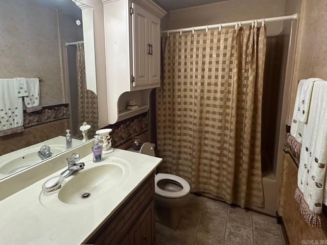111 Hefner Street, Searcy, AR 72143