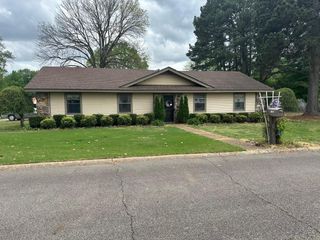 111 Hefner Street, Searcy, AR 72143